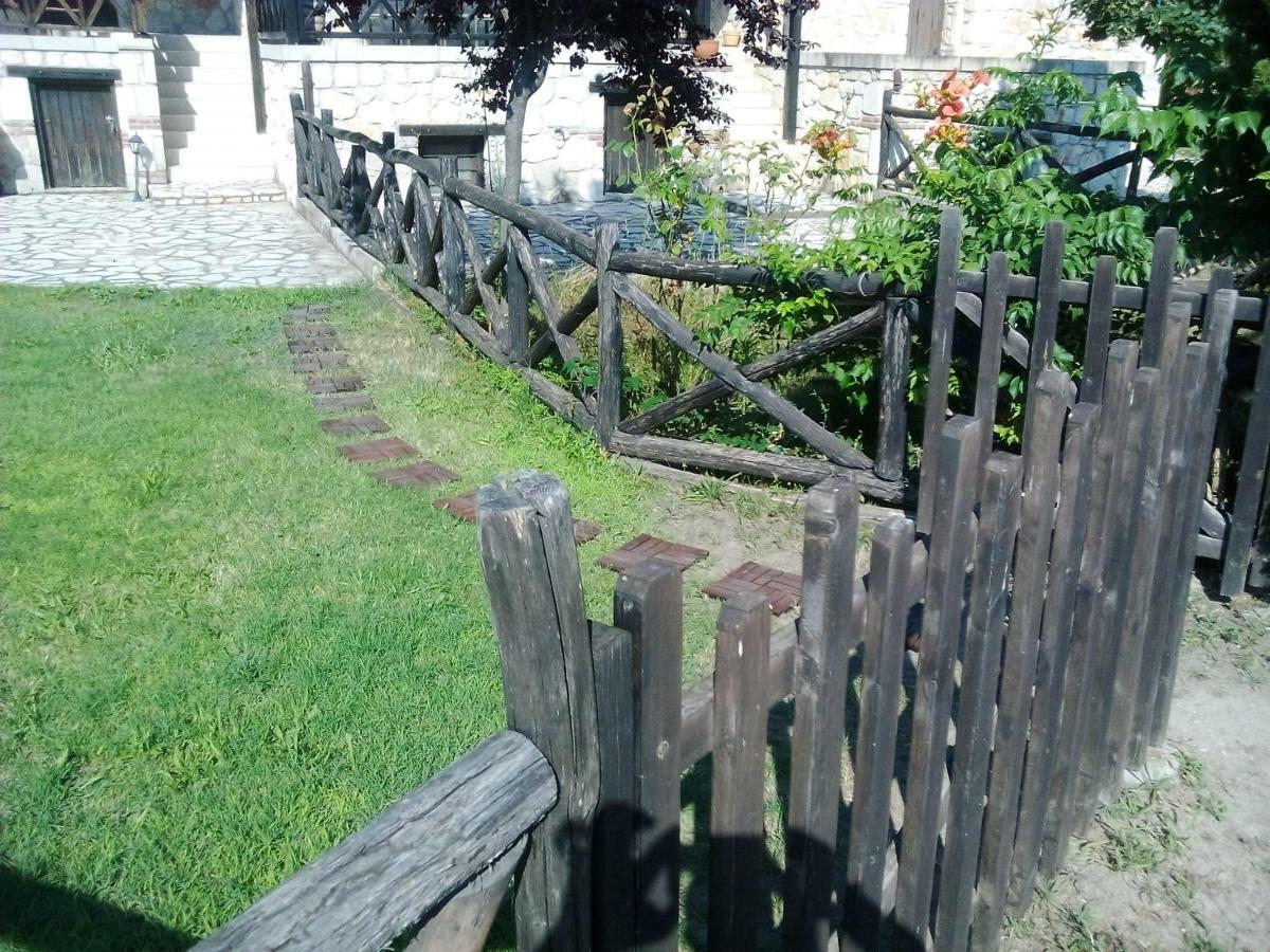 Petrino Villa Вурвуру Екстериор снимка